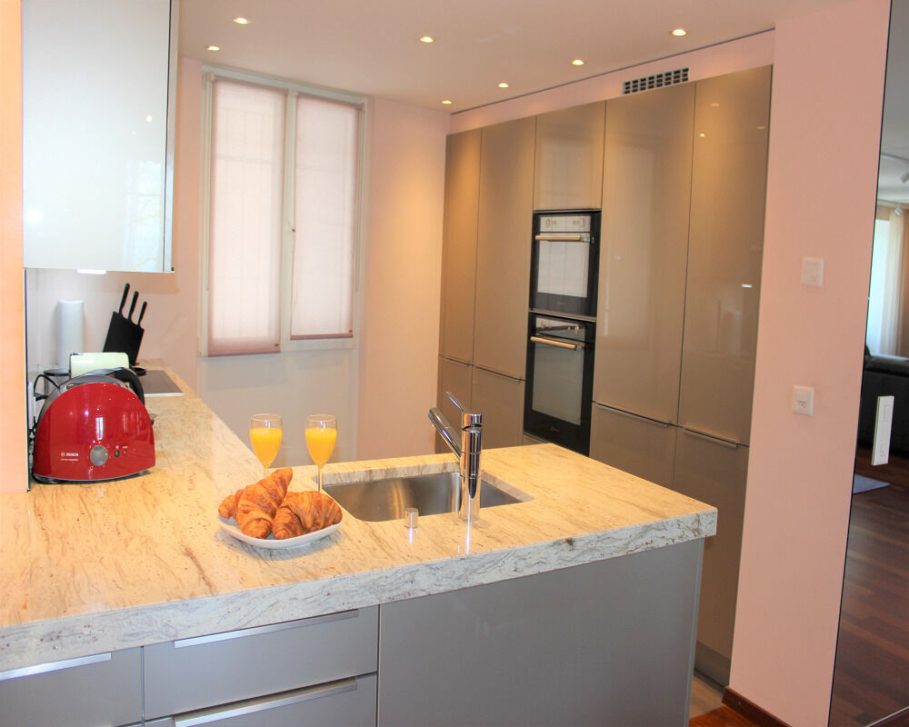 247_CONCIERGE_GRAN_RUE_2_BEDROOM_APARTMENT_5